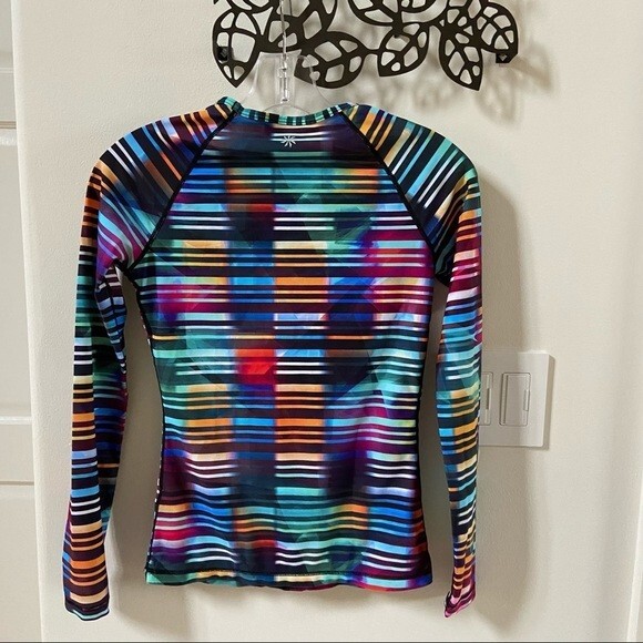 Athleta Laser Beam Rash Guard Swim Top Razzle Purple UPF 50+ XXS NWOT - Picture 7 of 10